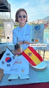 The largest gathering of Iberian Ham cutters in the World 6 Official World Record has certified this Sunday ,6th April 2025, a New World Record in the category of: The largest gathering of Iberian Ham cutters in the World. The event was in Jaen, Andalucia, Spain. The event was set to benefit the A.L.E.S. FOUNDATION, which fights against children cancer. Municipal officials and other prominent figures attended to the event. Thanks to all the participants, to the city of Jaen and to all the people who made this possible. And special thanks to A.L.E.S. FOUNDATION for their work with the kids.